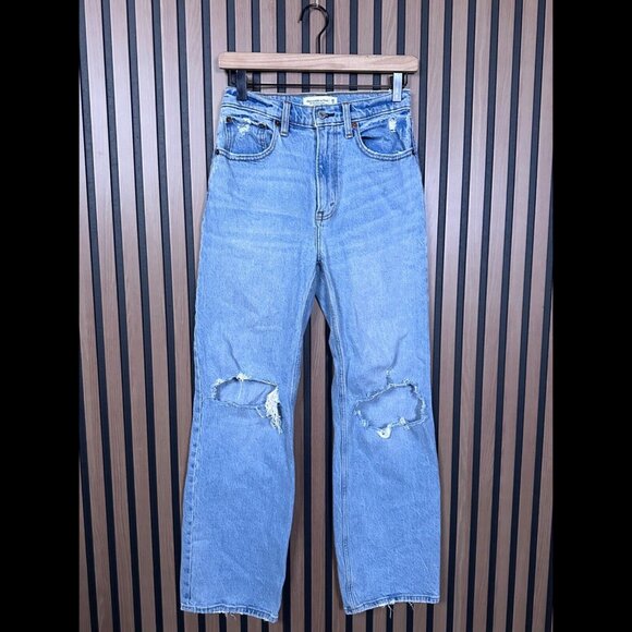 Abercrombie & Fitch Jeans 26 / 2 Short Womens Blue 90s Relaxed Curvy High Rise - Picture 1 of 8
